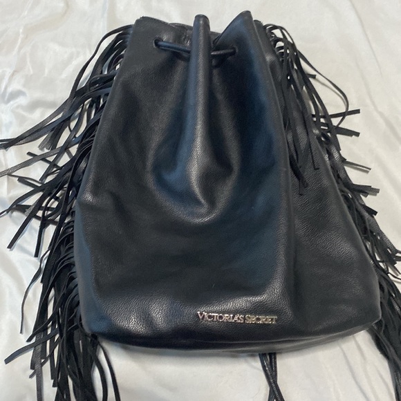 NWOT Victoria’s Secret Limited Edition Fringe Backpack/ Purse - Picture 9 of 10
